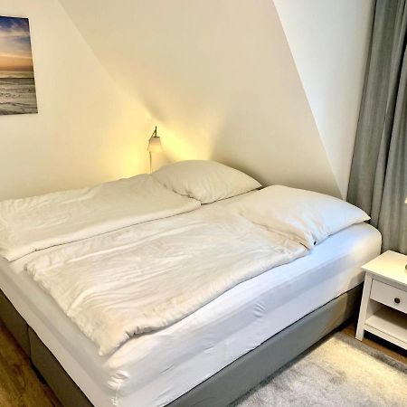 Haus-Deckstein-Ferienwohnung-Og Sankt Peter-Ording Bagian luar foto